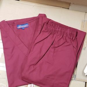 Green Town Unisex Men & Women V Neck Medical Scrub